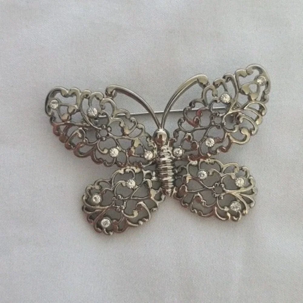 Vintage Silver Tone Filigree Butterfly Brooch Pin 